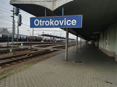 Otrokovice (odjezdy)